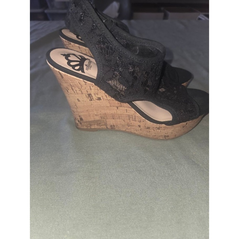 Fergalicious by Fergie Black Lace Cork Wedge Sandals Womens Size 6M Slingback
